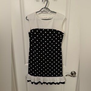 Sandra Darren Elegant Cream Dress